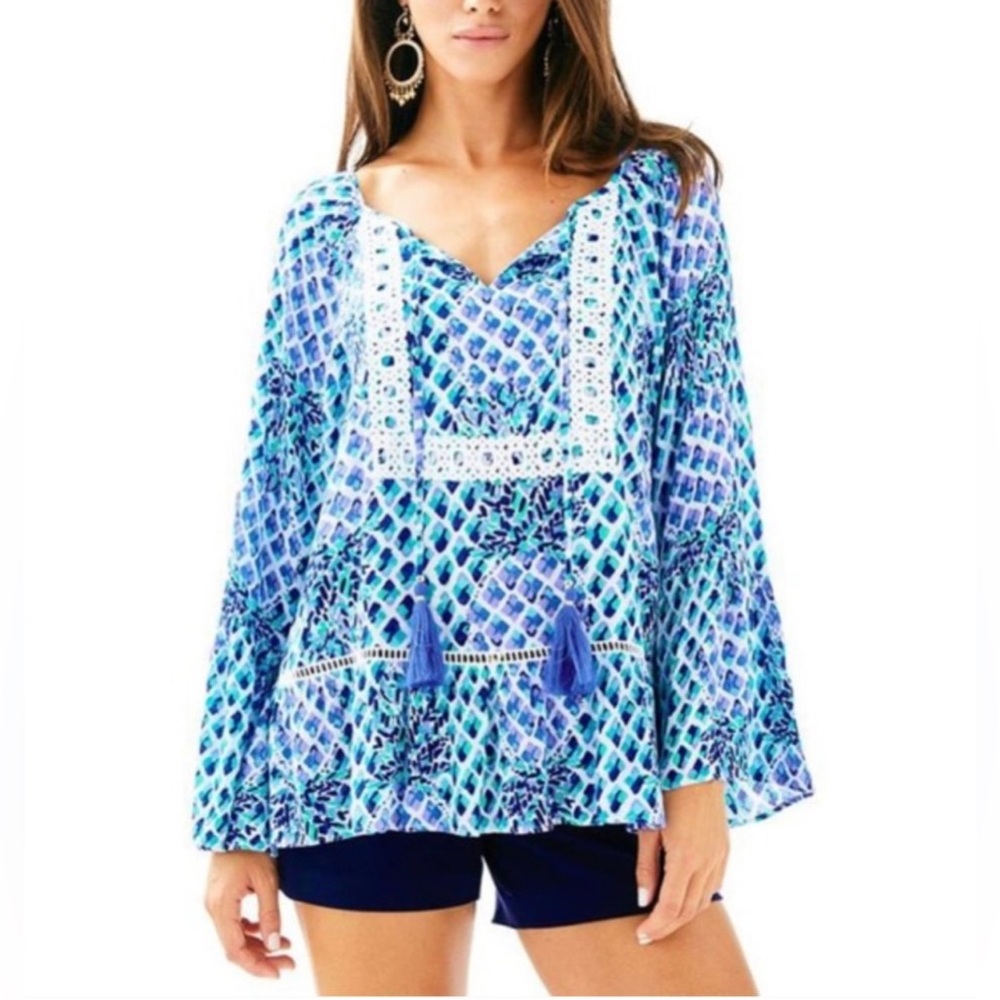 Lilly Pulitzer Amisa Top Tunic in Toe In print